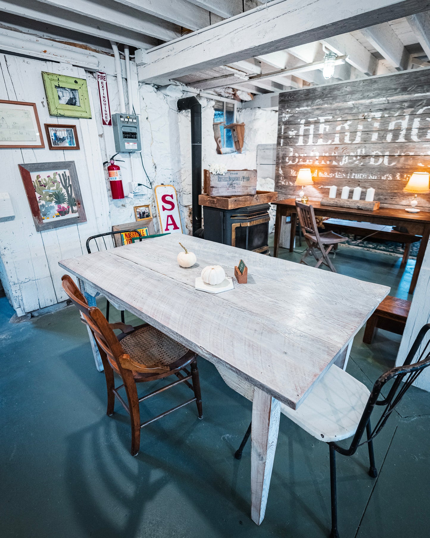 Kitchen Table -- Plank Style (White)